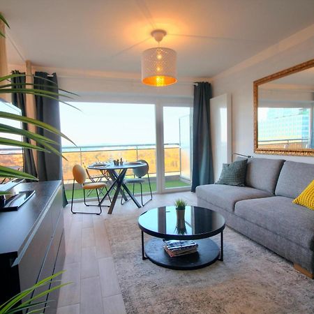 Studio Avec Vue Panoramique Et Parking Gratuit Bruxelles Eksteriør billede